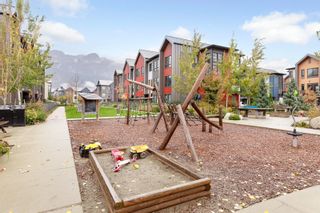 Photo 37: 1361 PEAKSIDE Place in Squamish: Valleycliffe Townhouse for sale : MLS®# R2824430