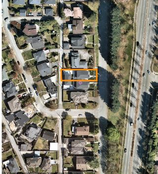 Photo 4: 5605 ROYAL OAK Avenue in Burnaby: Forest Glen BS 1/2 Duplex for sale (Burnaby South)  : MLS®# R2813448