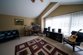 Photo 19: 292 Springborough Way SW in Calgary: Springbank Hill Detached for sale : MLS®# A1218463