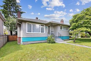 Photo 2: 7187 FLEMING Street in Vancouver: Fraserview VE House for sale (Vancouver East)  : MLS®# R2701935