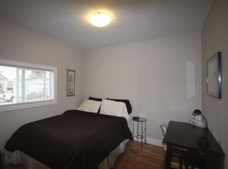 Photo 10: 410 Walter Ave in Victoria: Residential for sale : MLS®# 283473