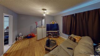 Photo 4: 20 Cecil Crescent in Regina: Rosemont Residential for sale : MLS®# SK915072