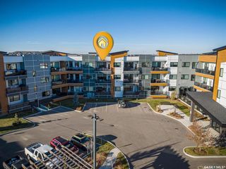 Photo 3: 326 105 Willis Crescent in Saskatoon: Stonebridge Residential for sale : MLS®# SK952128