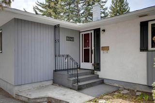 Photo 2: 8040 4A Street SW in Calgary: Kingsland Detached for sale : MLS®# A1220387