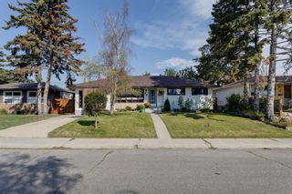 Main Photo: 14 Wakefield Drive SW in Calgary: Westgate Detached for sale : MLS®# A1256569