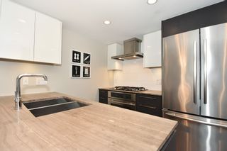Photo 14: 206 1618 QUEBEC Street in Vancouver: Mount Pleasant VE Condo for sale in "CENTRAL" (Vancouver East)  : MLS®# R2262451