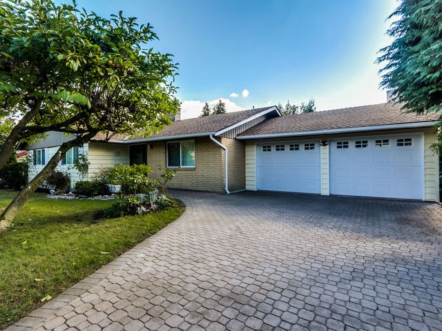 Main Photo: 68 Mott Crescent in New Westminster: Home for sale : MLS®# R2002099
