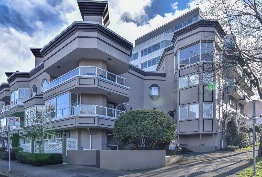 Main Photo: 1294 W 8TH Avenue in Vancouver: Fairview VW Condo for sale in "FAIRVIEW POINT" (Vancouver West)  : MLS®# R2334951