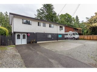 Photo 2: 7568 LEE Street in Mission: Mission BC House for sale : MLS®# R2076118