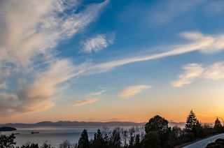 Photo 39: 9 2206 FOLKESTONE Way in West Vancouver: Panorama Village Condo for sale : MLS®# R2764139