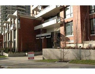 Photo 10: 909 MAINLAND Street in Vancouver: Downtown VW Condo for sale in "YALETOWN PARK" (Vancouver West)  : MLS®# V633286