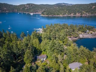 Photo 6: 7901 Trincoma Pl in Pender Island: GI Pender Island House for sale (Gulf Islands)  : MLS®# 908230