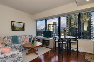 Photo 3: 704 1333 W GEORGIA Street in Vancouver: Coal Harbour Condo for sale (Vancouver West)  : MLS®# V995092