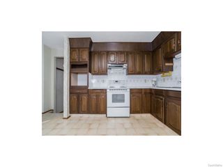 Photo 9: 202 Coldspring Crescent in Saskatoon: Lakeview Single Family Dwelling for sale (Saskatoon Area 01)  : MLS®# 598356