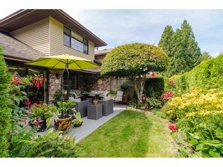Photo 32: 2 1640 148 Street in Surrey: Sunnyside Park Surrey Townhouse for sale in "ENGLESEA COURT" (South Surrey White Rock)  : MLS®# R2486091