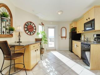 Photo 36: 10 300 Plaskett Pl in Esquimalt: Es Saxe Point Single Family Residence for sale : MLS®# 960535