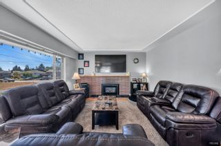 Photo 2: 1961 QUINTON Avenue in Coquitlam: Central Coquitlam House for sale : MLS®# R2719747