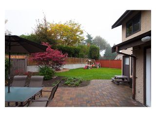 Photo 2: 7355 TOBA Place in Vancouver: Champlain Heights Townhouse for sale in "SOLAR WEST" (Vancouver East)  : MLS®# V1046866