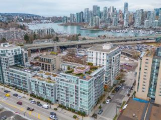 Photo 25: 706 1887 CROWE Street in Vancouver: False Creek Condo for sale (Vancouver West)  : MLS®# R2759942