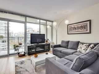 Photo 6: 704 88 W 1ST Avenue in Vancouver: False Creek Condo for sale in "The One" (Vancouver West)  : MLS®# R2866595