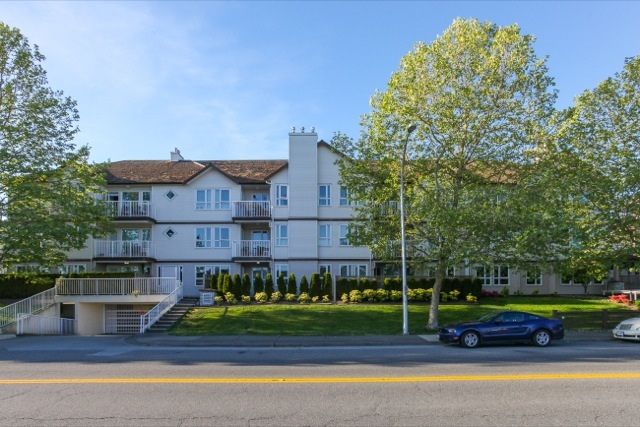 Main Photo: 303 17727 58 Avenue in Surrey: Cloverdale BC Condo for sale in "DERBY DOWNS" (Cloverdale)  : MLS®# R2063729
