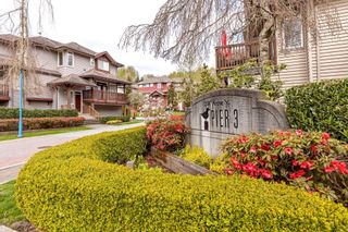 Photo 2: 23 2287 ARGUE Street in Port Coquitlam: Citadel PQ House for sale in "PIER 3" : MLS®# R2871875