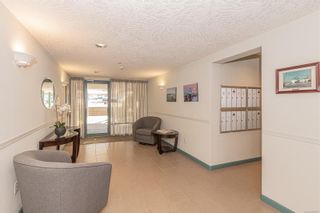 Photo 2: 302 1100 Union Rd in Saanich: SE Maplewood Condo for sale (Saanich East)  : MLS®# 919207