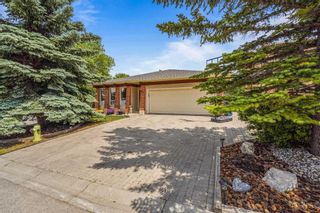 Photo 1: 51 Edelweiss Court NW in Calgary: Edgemont Detached for sale : MLS®# A2058040
