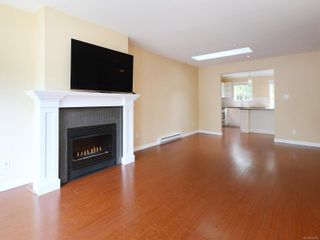 Photo 4: 75 14 Erskine Lane in View Royal: VR Hospital Row/Townhouse for sale : MLS®# 876375