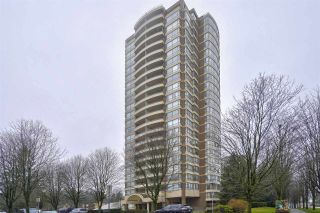 Photo 1: 905 5885 OLIVE AVENUE in Burnaby: Metrotown Condo for sale (Burnaby South)  : MLS®# R2428236