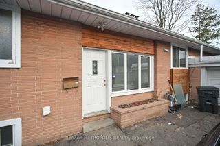 Photo 2: Bsmt 17 Dobbin Road in Toronto: Tam O'Shanter-Sullivan House (Bungalow) for lease (Toronto E05)  : MLS®# E8059626