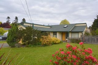Photo 1: 6531 Country Rd in Sooke: Sk Sooke Vill Core House for sale : MLS®# 903548