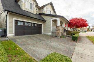 Photo 2: 17304 1 Avenue in White Rock: Pacific Douglas House for sale in "Summerfield" (South Surrey White Rock)  : MLS®# R2844238