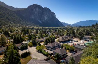 Photo 21: 8 38247 WESTWAY Avenue in Squamish: Valleycliffe Townhouse for sale in "Valleycliffe" : MLS®# R2772235