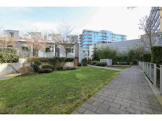 Photo 12: 608 328 E 11TH Avenue in Vancouver: Mount Pleasant VE Condo for sale in "UNO" (Vancouver East)  : MLS®# V1122789