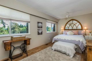 Photo 12: 1196 DEEP COVE Road in North Vancouver: Deep Cove Townhouse for sale : MLS®# R2279421