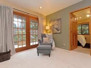 Photo 3: 1921 PARKSIDE Lane in North Vancouver: Deep Cove House for sale : MLS®# R2106158