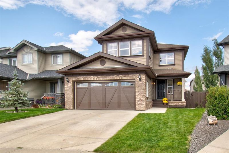 FEATURED LISTING: 210 Kingsland Court Southeast Airdrie