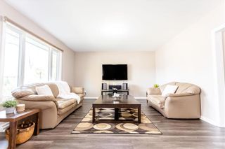 Photo 2: 450 Linden Avenue in Winnipeg: East Kildonan Residential for sale (3D)  : MLS®# 202123974