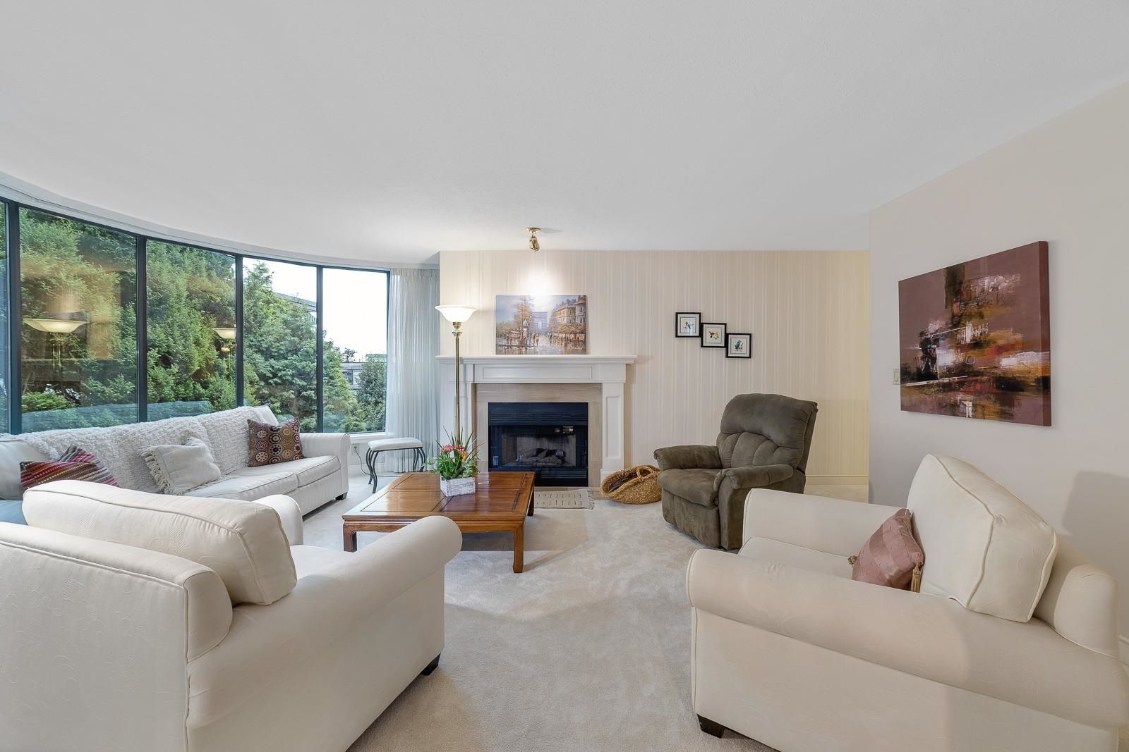 Photo 7: Photos: 202 1250 MARTIN Street: White Rock Condo for sale in "THE REGENCY" (South Surrey White Rock)  : MLS®# R2610384
