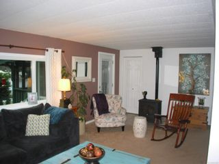 Photo 2: 45 2785 Wallbank Rd in Shawnigan Lake: ML Shawnigan Manufactured Home for sale (Malahat & Area)  : MLS®# 863188