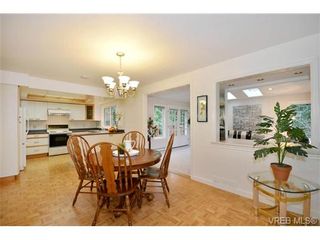Photo 9: 3220 Beach Dr in VICTORIA: OB Uplands House for sale (Oak Bay)  : MLS®# 691250