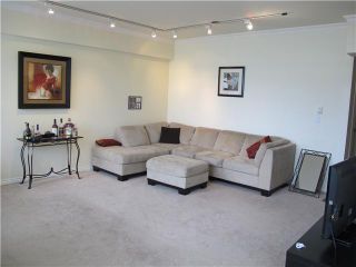 Photo 2: 102 98 10TH Street in New Westminster: Downtown NW Condo for sale : MLS®# V946343