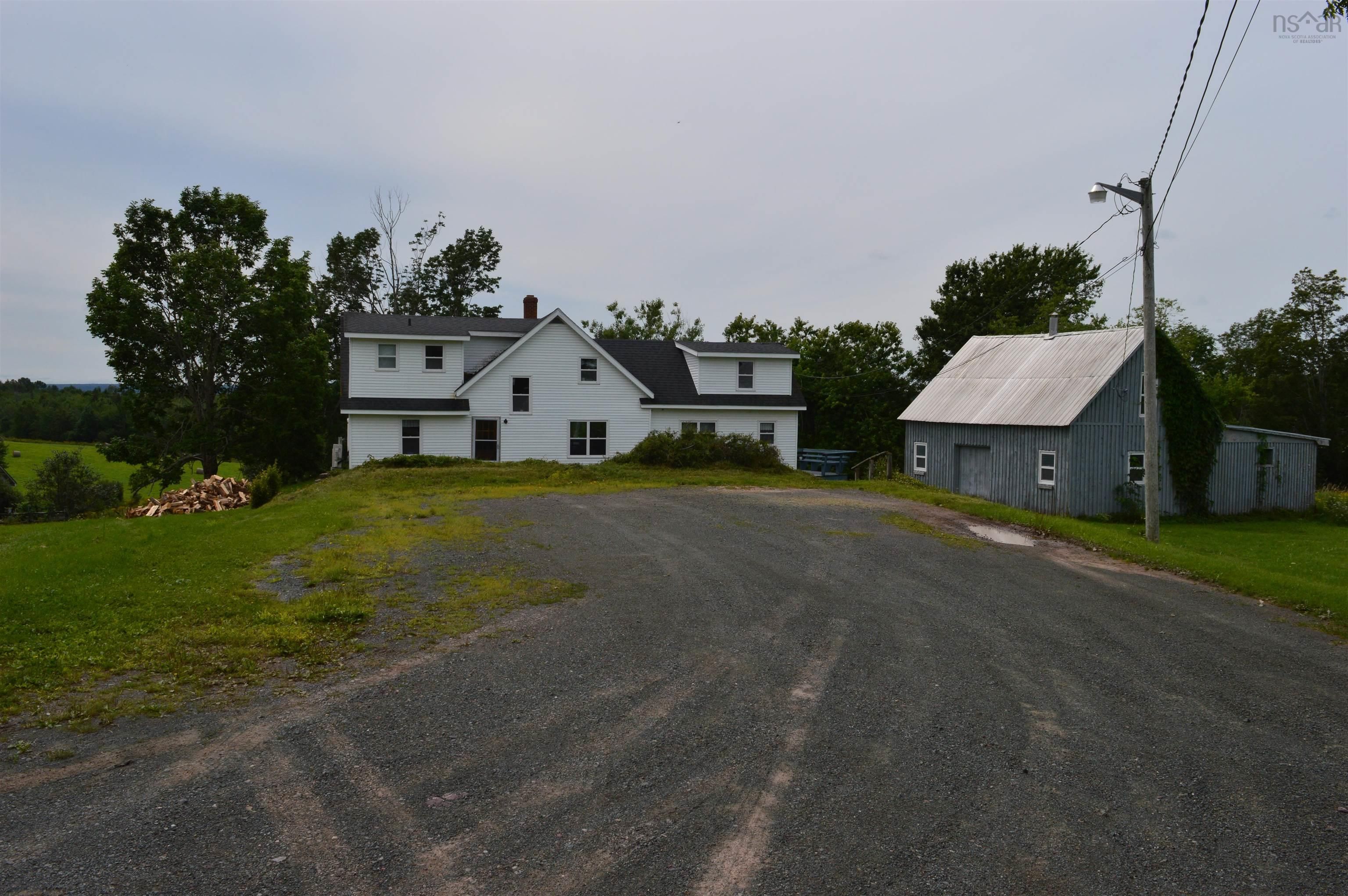 Main Photo: 168 Blacksmith Valley Road in St Andrew's: 302-Antigonish County Farm for sale (Highland Region)  : MLS®# 202318379