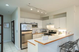 Photo 3: 209 6198 ASH Street in Vancouver: Oakridge VW Condo for sale in "THE GROVE" (Vancouver West)  : MLS®# R2670023