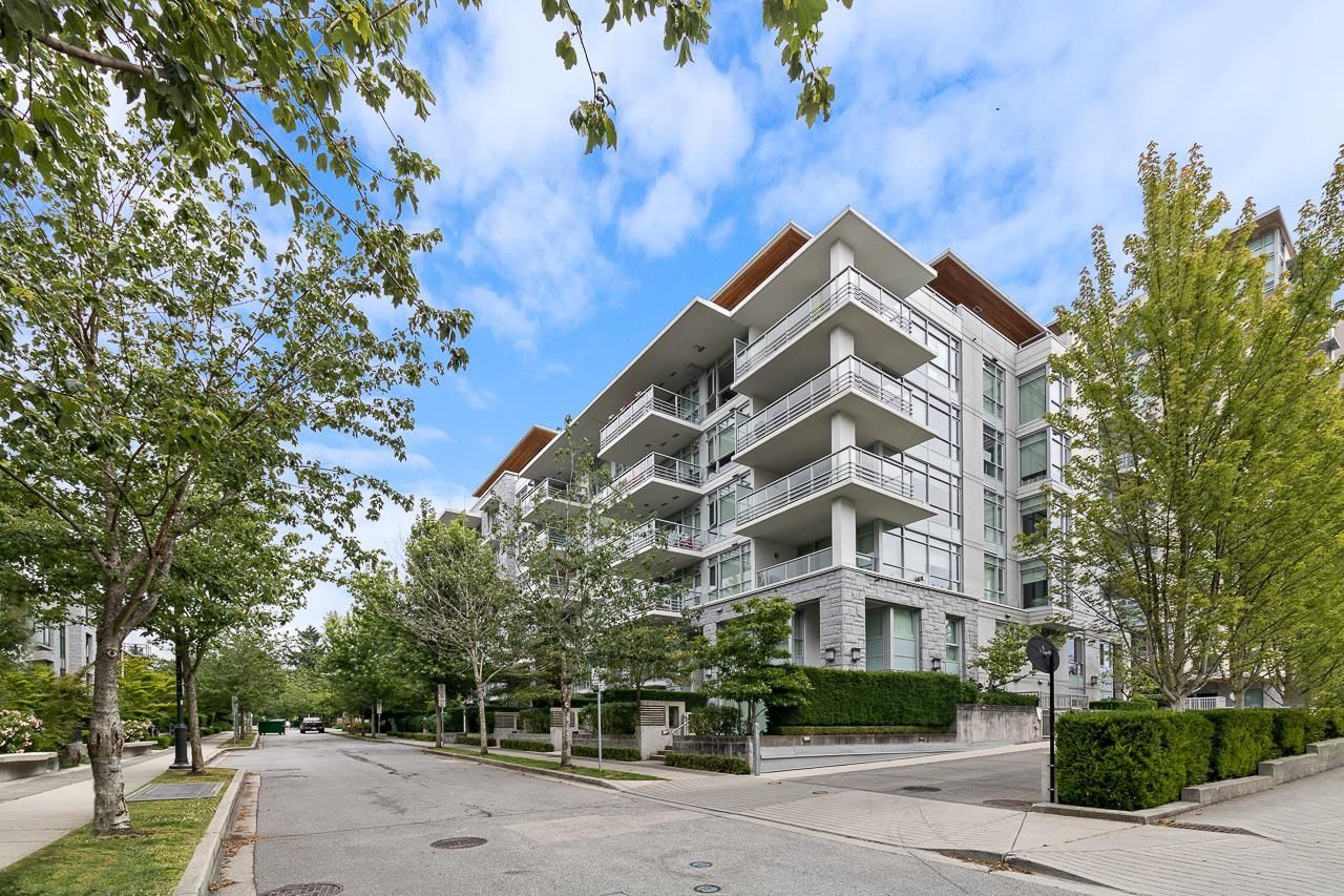 Main Photo: 401 6080 IONA Drive in Vancouver: University VW Condo for sale in "Stirling House" (Vancouver West)  : MLS®# R2622200