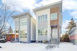Main Photo: 419 36 Street SW in Calgary: Spruce Cliff Detached for sale : MLS®# A2110832