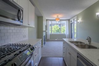 Photo 4: 327 950 Centre Avenue NE in Calgary: Bridgeland/Riverside Apartment for sale : MLS®# A1243112