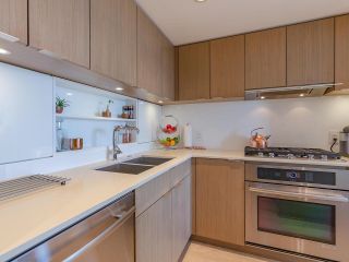 Photo 11: 1502 111 E 1ST Avenue in Vancouver: Mount Pleasant VE Condo for sale in "Block100" (Vancouver East)  : MLS®# R2634217