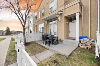 Photo 2: 346 Mckenzie Towne Link SE in Calgary: McKenzie Towne Row/Townhouse for sale : MLS®# A2124528